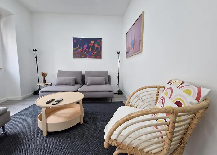 Marilaura's House شقة نازاريه